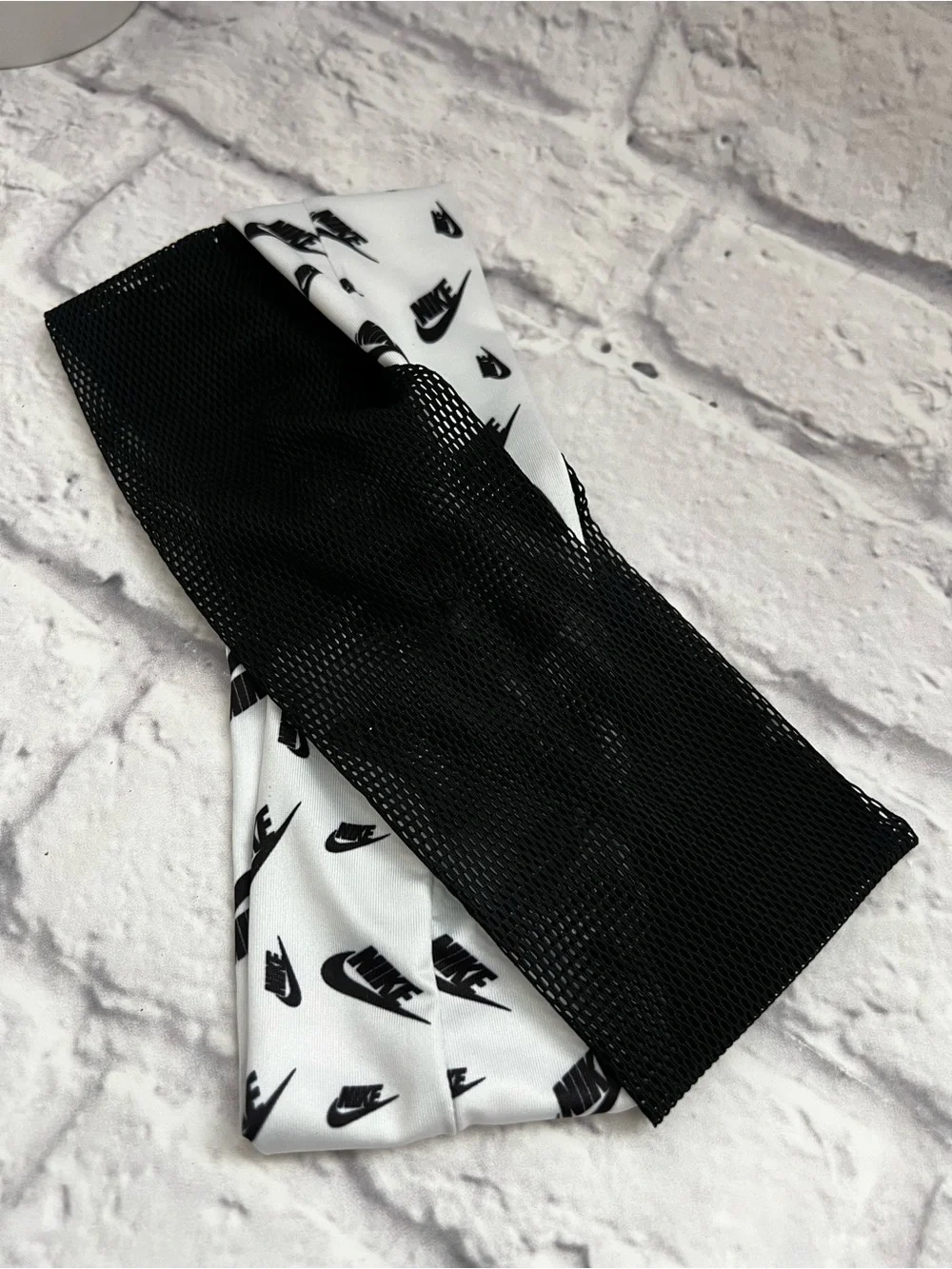 Nike Black & White Logo Twist Headband